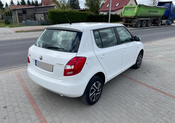Skoda Fabia cena 18900 przebieg: 211000, rok produkcji 2014 z Nidzica małe 254